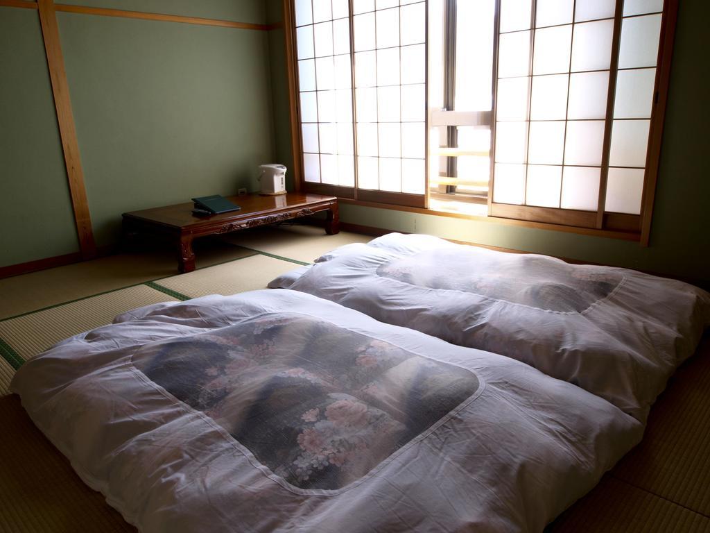 ホテルSazu Onsen Yusho 香美町 部屋 写真